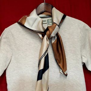 Size S. Classic Elements Brand. Ivory Colored Short Sleeve Top.